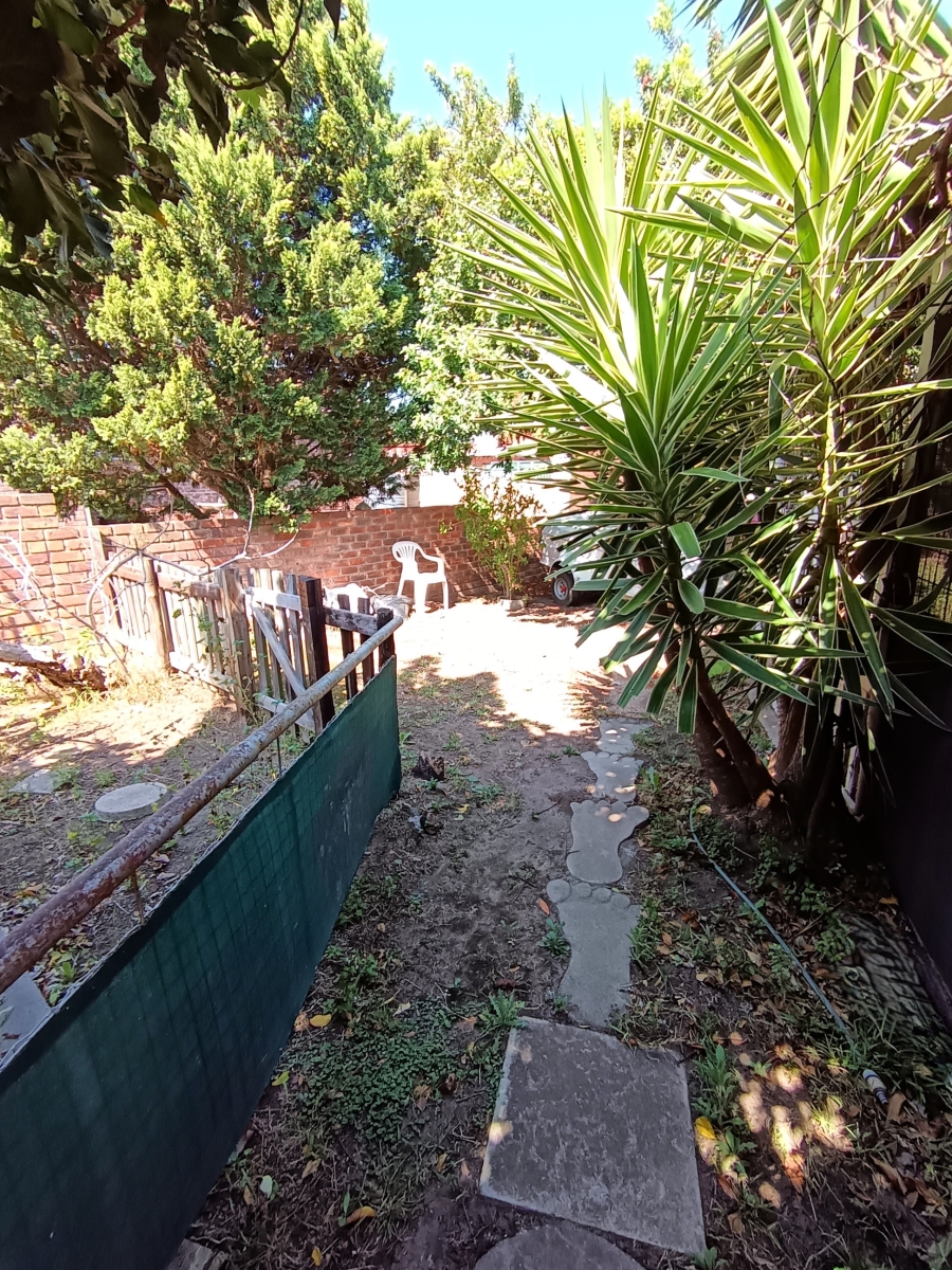 2 Bedroom Property for Sale in Noorsekloof Eastern Cape